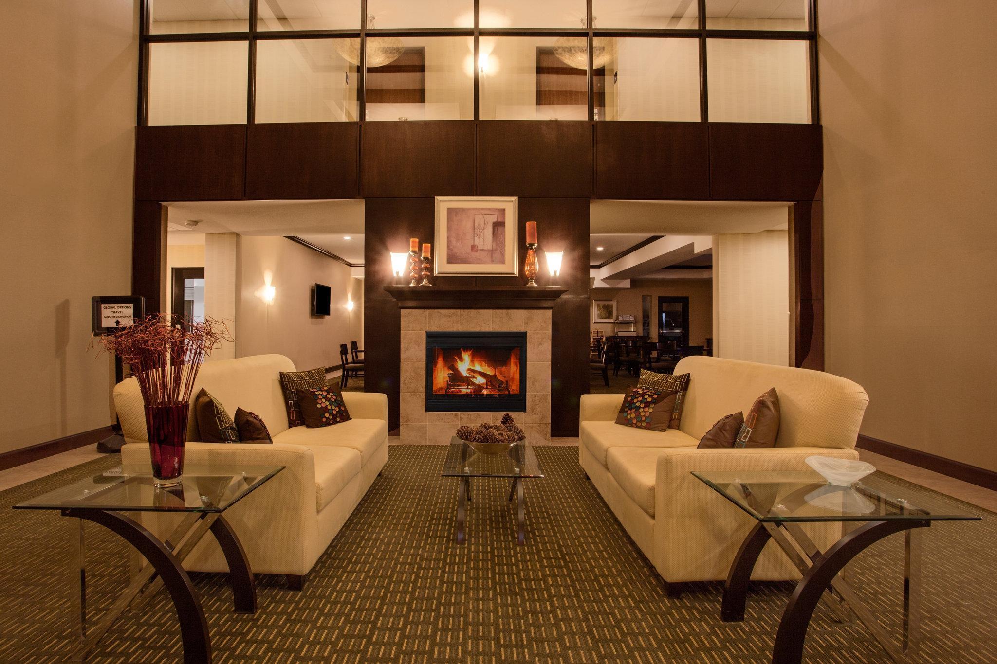 Holiday Inn Express Newport By Ihg Dış mekan fotoğraf