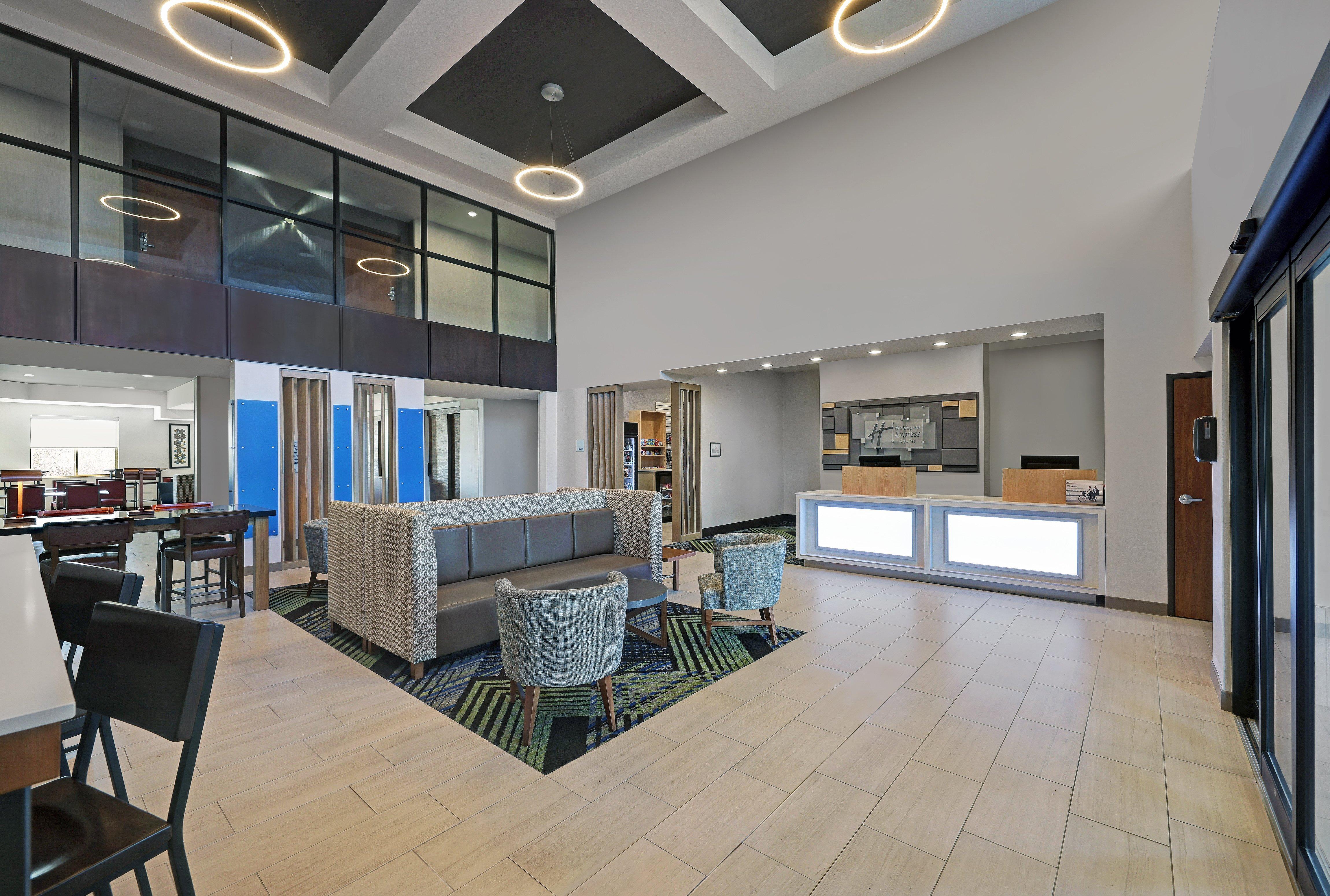 Holiday Inn Express Newport By Ihg Dış mekan fotoğraf