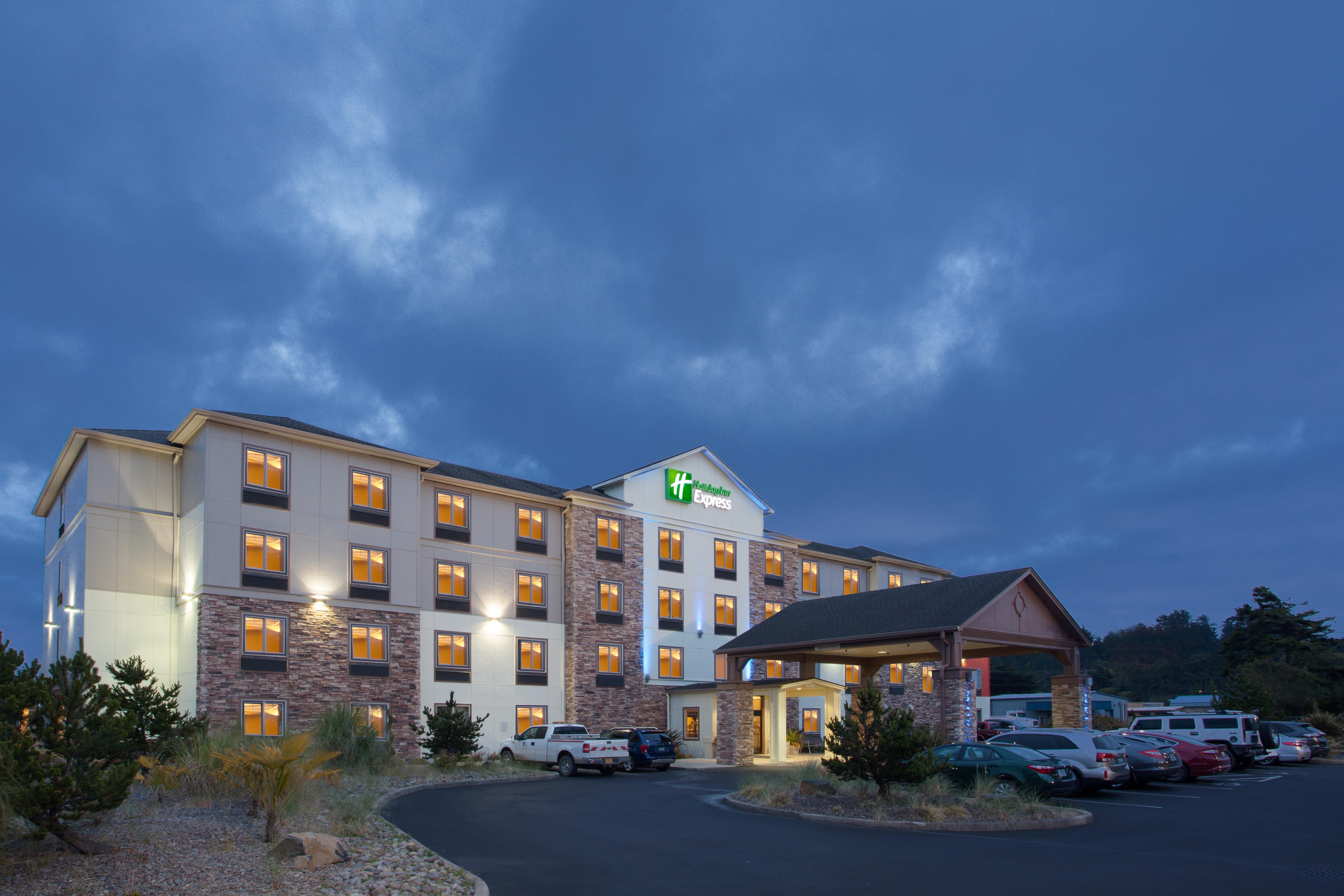 Holiday Inn Express Newport By Ihg Dış mekan fotoğraf