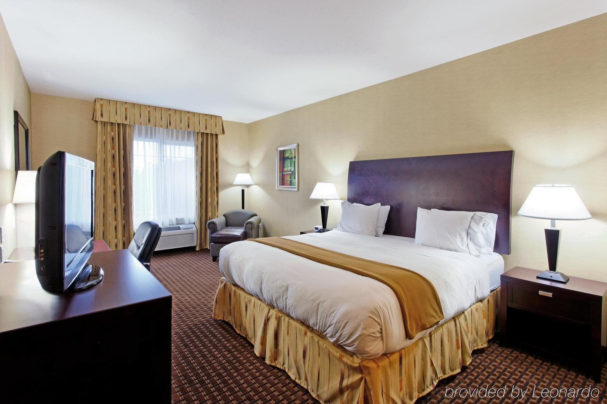 Holiday Inn Express Newport By Ihg Oda fotoğraf