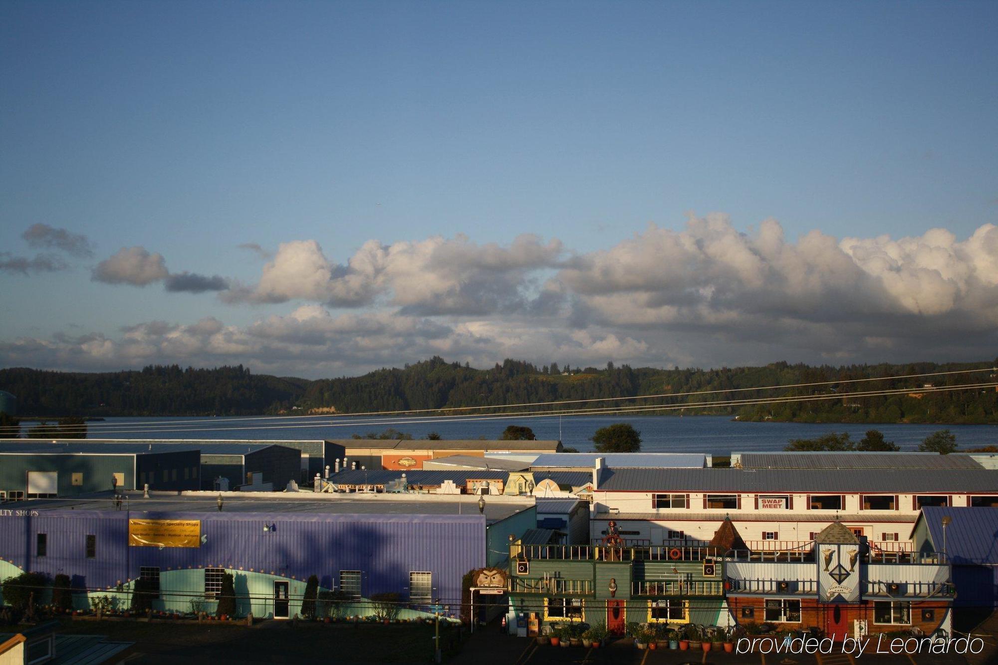 Holiday Inn Express Newport By Ihg Dış mekan fotoğraf