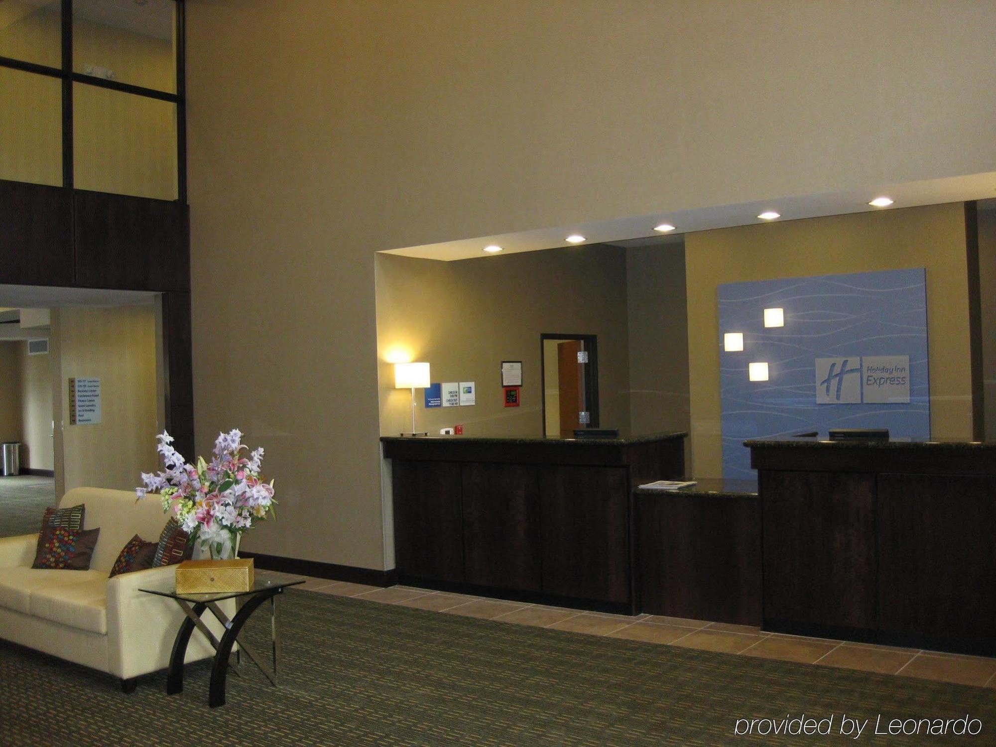 Holiday Inn Express Newport By Ihg İç mekan fotoğraf