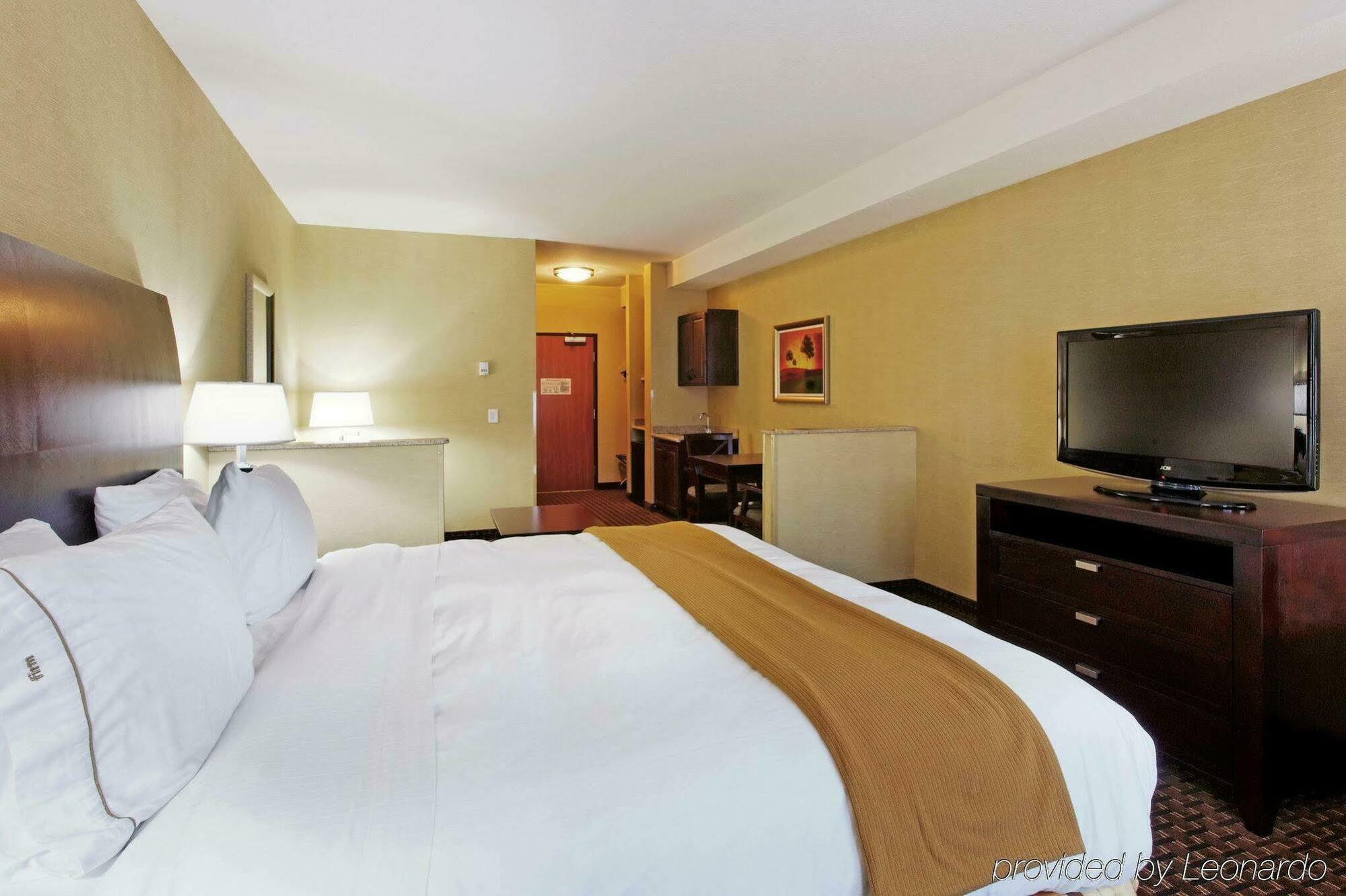 Holiday Inn Express Newport By Ihg Dış mekan fotoğraf