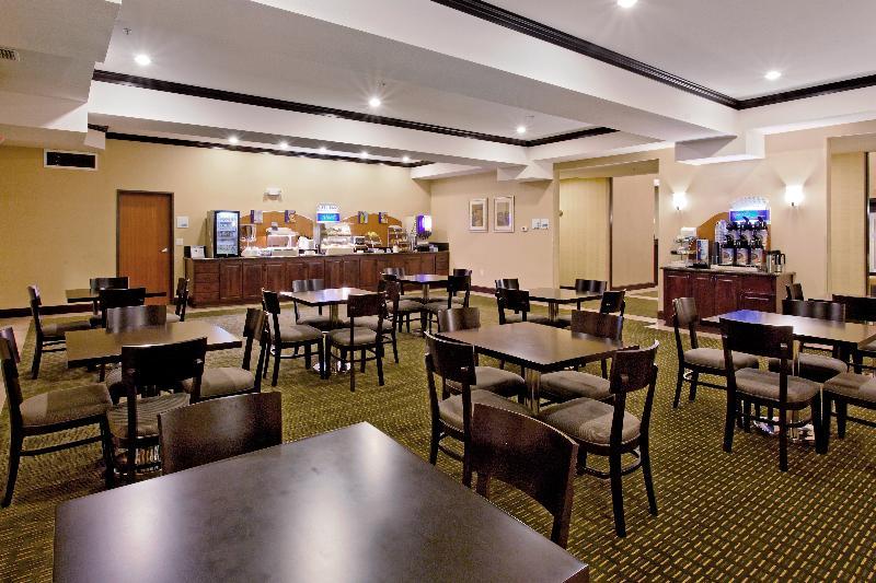 Holiday Inn Express Newport By Ihg Dış mekan fotoğraf